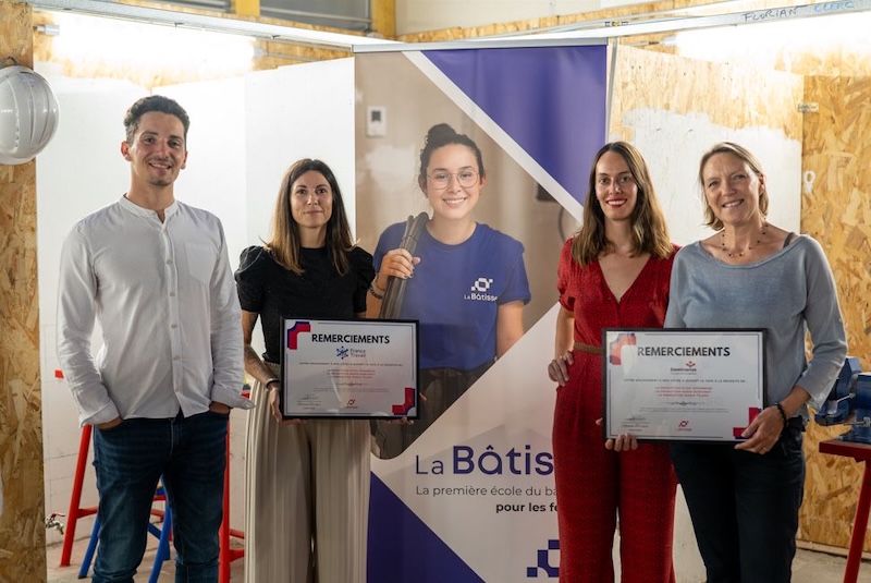 La batisse femmes 2