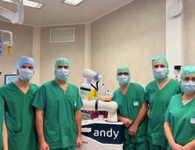 Montpellier polyclinique Saint Roc robot de dernière génération pour la chirurgie du genou