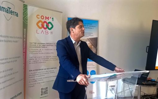 Miniature Grasse Com'1 Lab