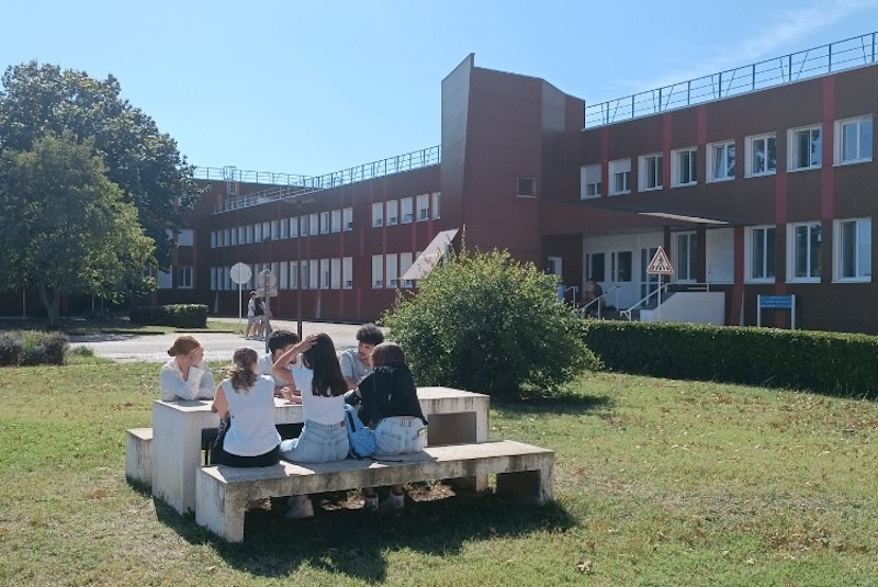 restat photo site web lycee 1