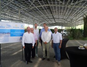 Ombrières photovoltaïques des parcs Spirou et Wave Island Vaucluse
