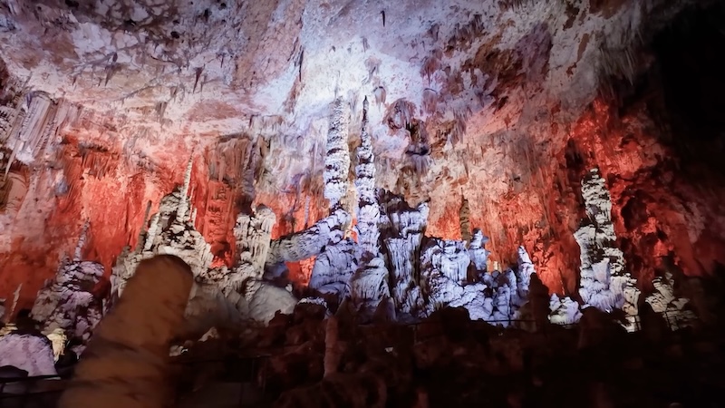 Bienvenue à la Grotte de la Salamandre ! 1920x1080 avc1 mp4a