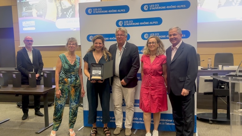CCI AURA Trophée du Commerce solene trophée