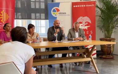 Nimes développement Région Métropole main