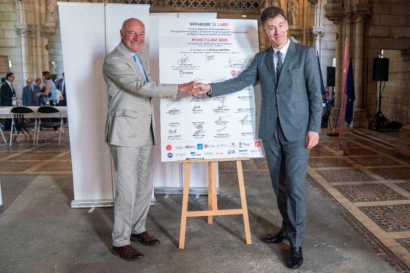 Nouvelle Aquitaine nouveaux contrats d’objectifs de moyens et de performance six universités