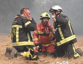 Incendies Gironde et Var hommage aux soldats du feu 1