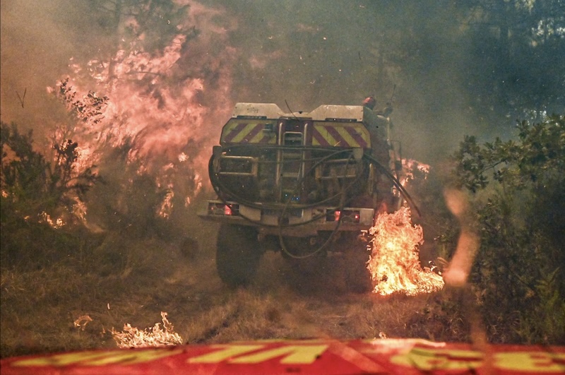 Incendies Gironde et Var hommage aux soldats du feu 2